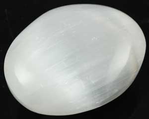 GOSELW - White Selenite Oval 2"
